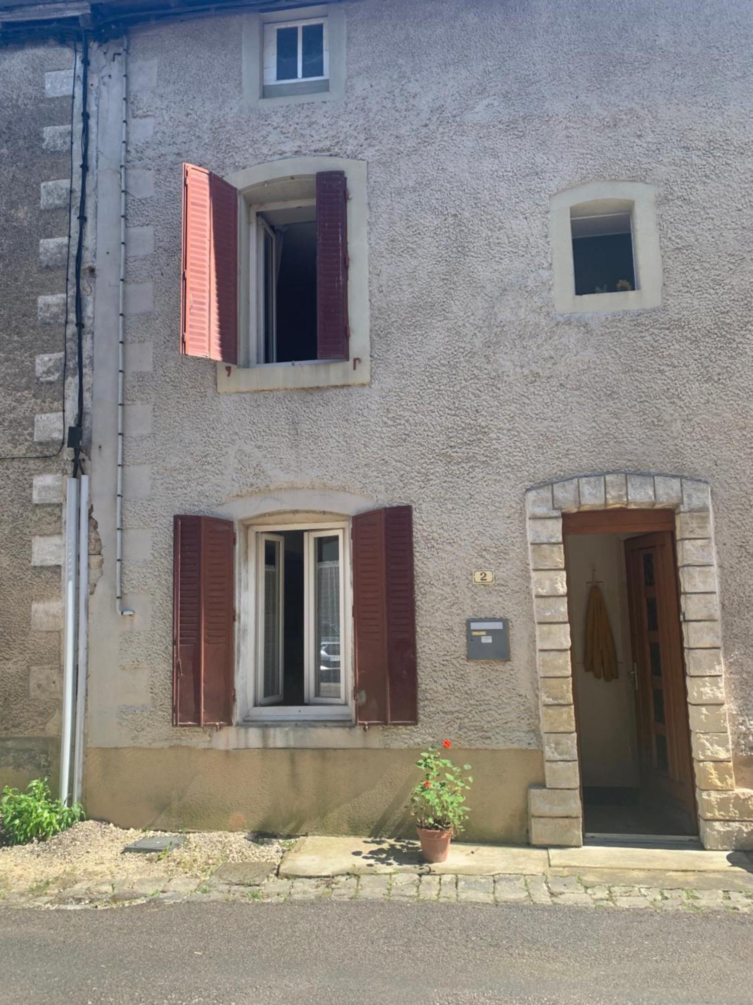 Hébergement de vacances Jolie Maison Dans Petit Village Vignory