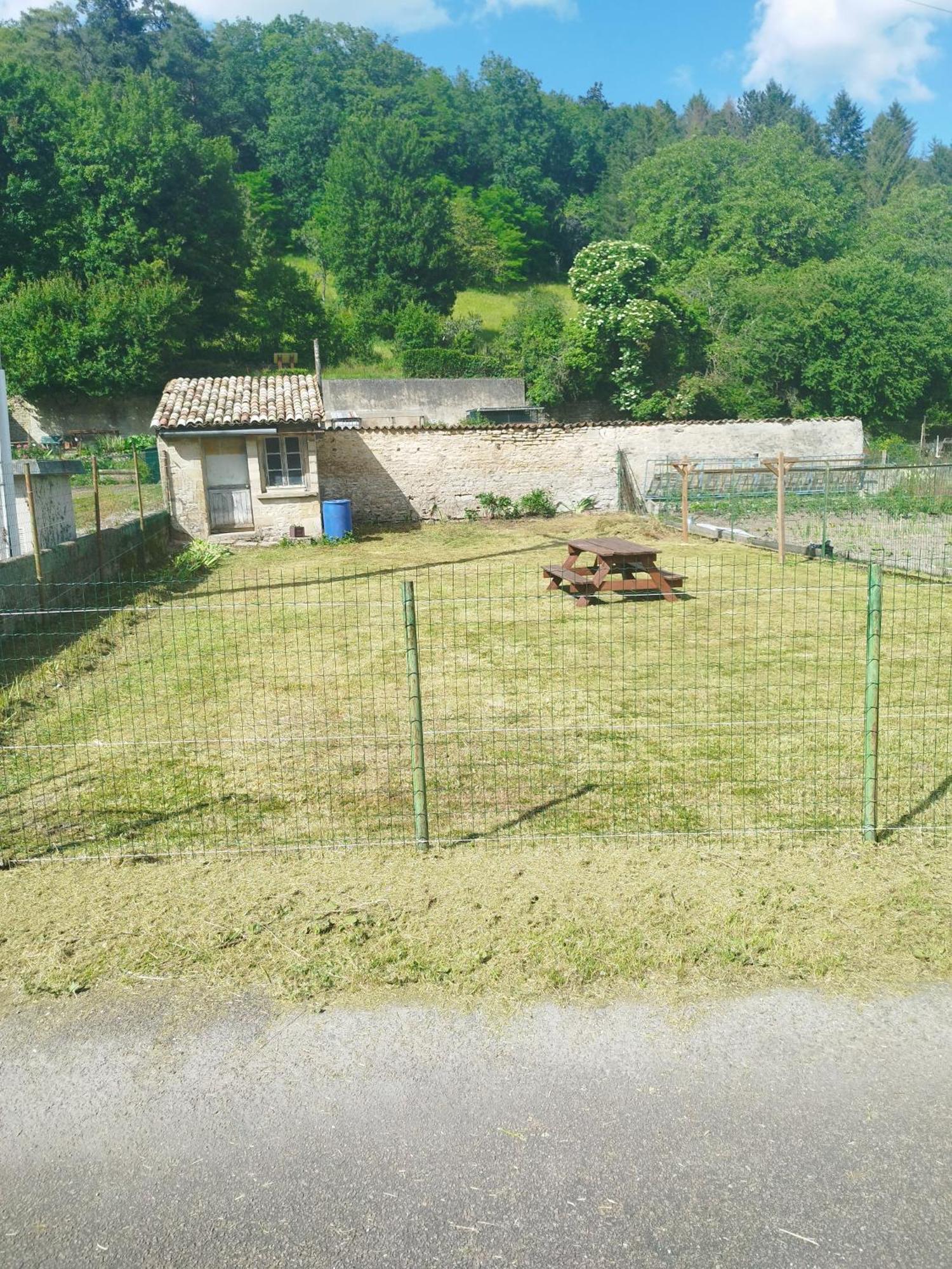 Jolie Maison Dans Petit Village